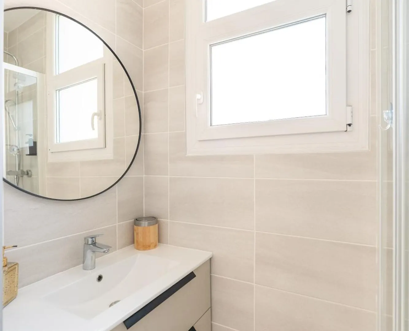 Bandol - Appartement Corneille 0*,  프랑스